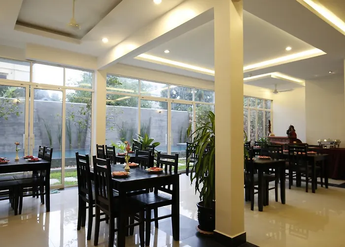 Holy Angkor Deluxe Hotel 4*